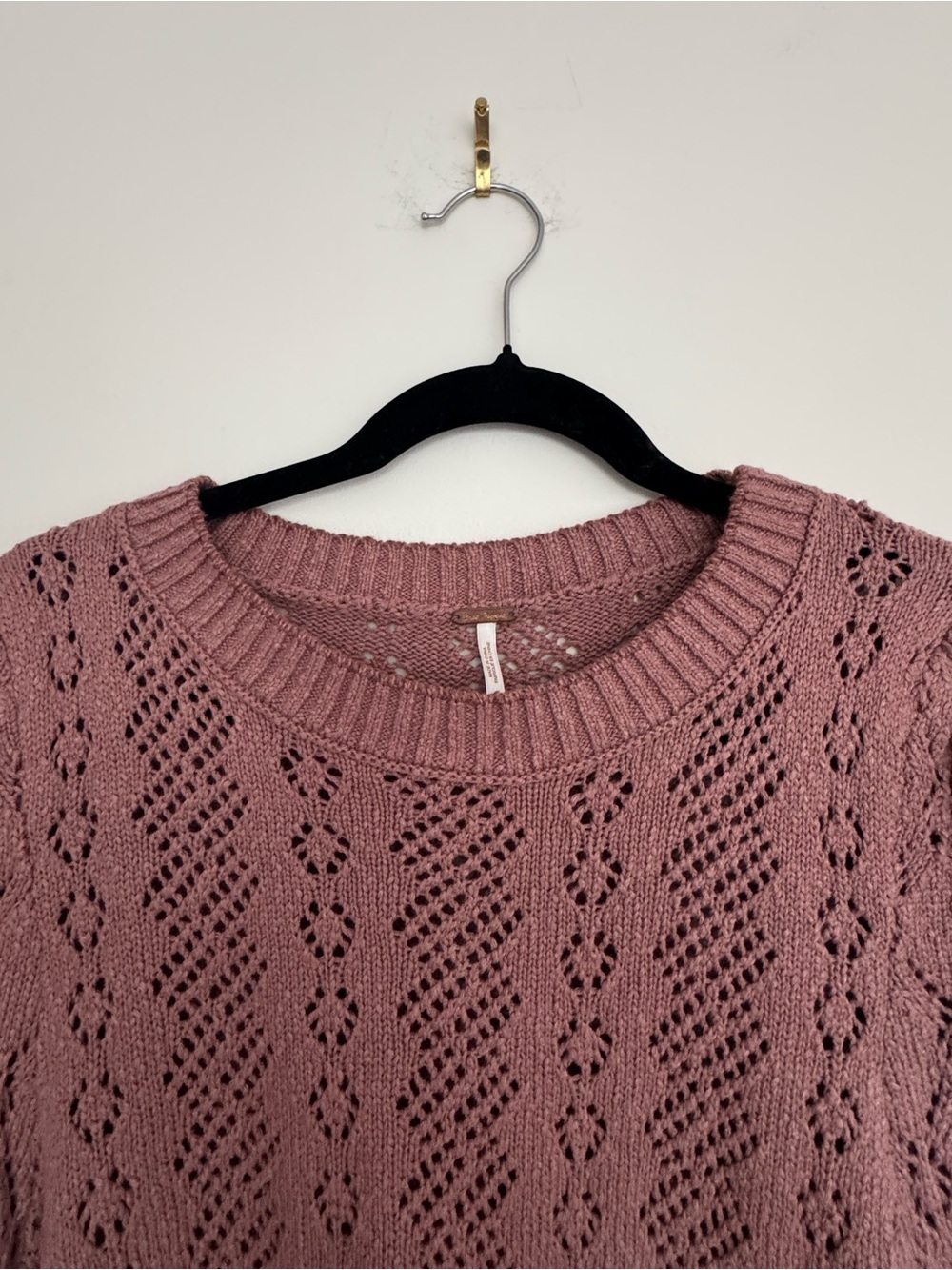 Free People Mauve Pointelle Knit Puff Sleeve Sweater Small - Picture 4 of 6